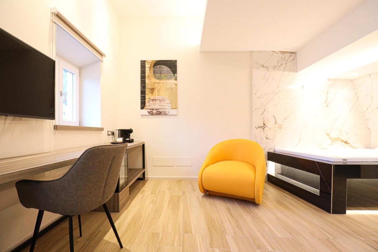 Municipio Luxury Guest house Naples